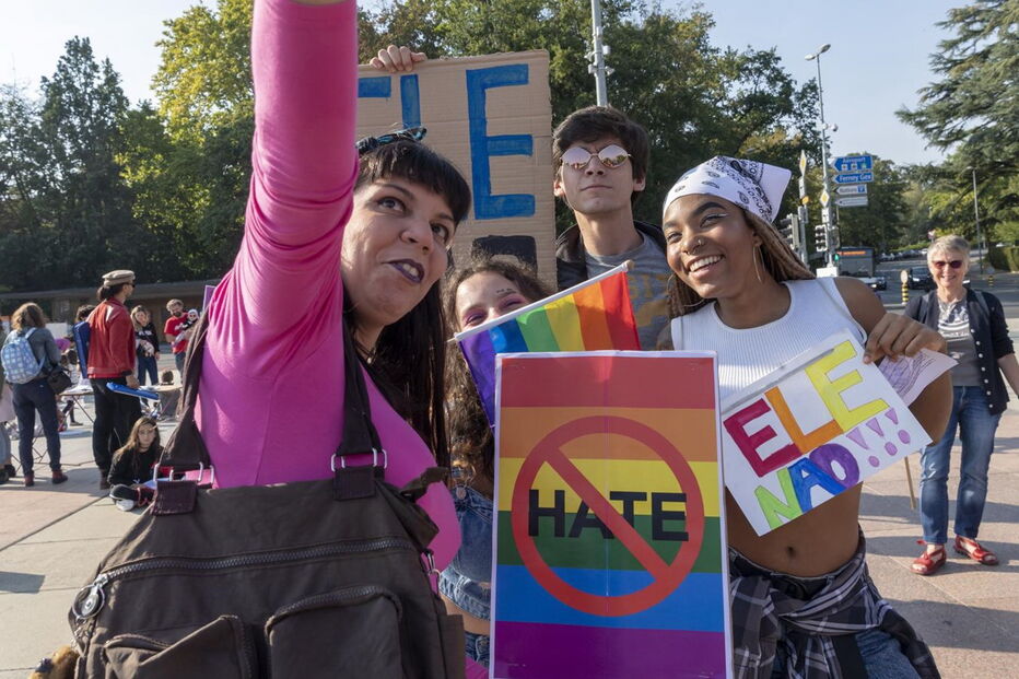 Manifestação contra Bolsonaro, no Brasil