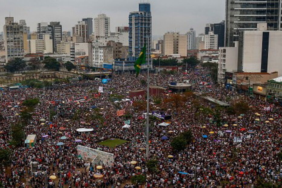 Protestos no Brasil contra Bolsonaro