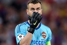 Guarda-redes russo Igor Akinfeev anuncia fim da carreira internacional