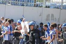 Claque do FC Porto chega ao Estádio da Luz