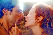 Os protagonistas numa cena 