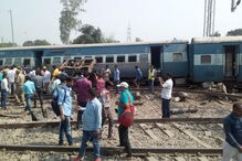 Pelo menos cinco mortos e 35 feridos em descarrilamento de comboio na Índia