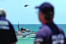 Autoridades mantêm buscas por pescador 