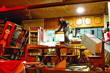 Danos avultados em dezenas de espaçoS