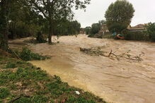Inundações causam pelo menos três mortos em França