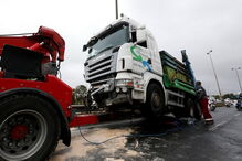 Camião entra em contramão na Segunda Circular e causa três feridos