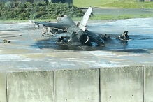 Avião dispara contra nave F-16 em base militar na Bélgica