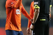 Futebolista Arda Turan acusado de agressão arrisca pena de prisão de 12 anos e meio