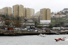 Duas das cinco torres do bairro do Aleixo foram demolidas durante o mandato do social-democrata Rui Rio