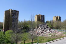 Duas das cinco torres do bairro do Aleixo foram demolidas durante o mandato do social-democrata Rui Rio