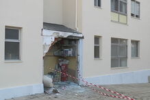 Explosão em prédio de Vila Nova de Gaia danifica paredes e uma viatura 