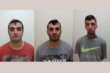 Irmãos, gémeos, sobrinho, fuga, tribunal, porto