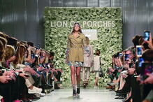 As propostas apresentadas no decorrer do primeiro dia do Portugal Fashion encantaram todos os presentes 