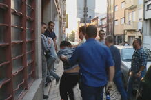 Gémeos detidos por assaltar idosos com martelos fogem de Tribunal do Porto