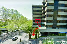 Aberta a cela, os ladrões saltaram de uma janela do segundo andar do TIC