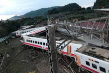 Acidente com comboio em Taiwan faz dezenas de mortos