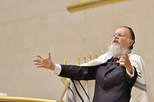 Edir Macedo lidera a Igreja Universal do Reino de Deus 