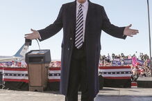 Trump acusou a Rússia de violar repetidamente o acordo assinado em 1987