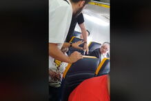 Ryanair criticada por permitir ato de racismo em avião