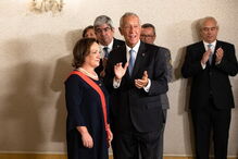 Marcelo Rebelo de Sousa condecora antiga PGR Joana Marques Vidal 