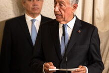 Marcelo Rebelo de Sousa condecora antiga PGR Joana Marques Vidal 
