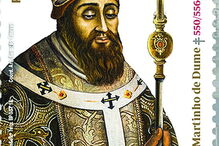 Selos dos arcebispos de Braga possuem  valor facial de 53 cêntimos. Existem 125 mil exemplares