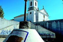 Largo da igreja matriz de alvorninha