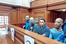 Estudante de 21 anos violada por grupo e assassinada violentamente