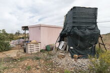 Manuel Silva vive em contentor em Tavira