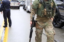 Tiroteio nos EUA faz oito mortos. Atirador foi detido na sinagoga