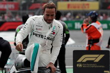Lewis Hamilton pentacampeão mundial de Fórmula 1