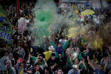 Apoiantes de Bolsonaro já fazem a festa em São Paulo	