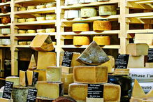 Queijaria do almada, Porto