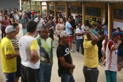 Milhares de brasileiros foram às urnas para escolher o novo presidente 