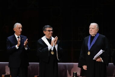 Marcelo Rebelo de Sousa presente no doutoramento Honoris Causa de Manuel Alegre