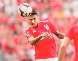 Vitória justa do Benfica em clássico amarrado - Futebol - Correio da Manhã