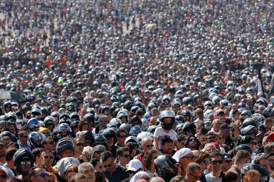 Cerimónia realiza-se há quatro anos. Milhares de motards, de todo o País, encheram o recinto de oração do santuário de Fátima