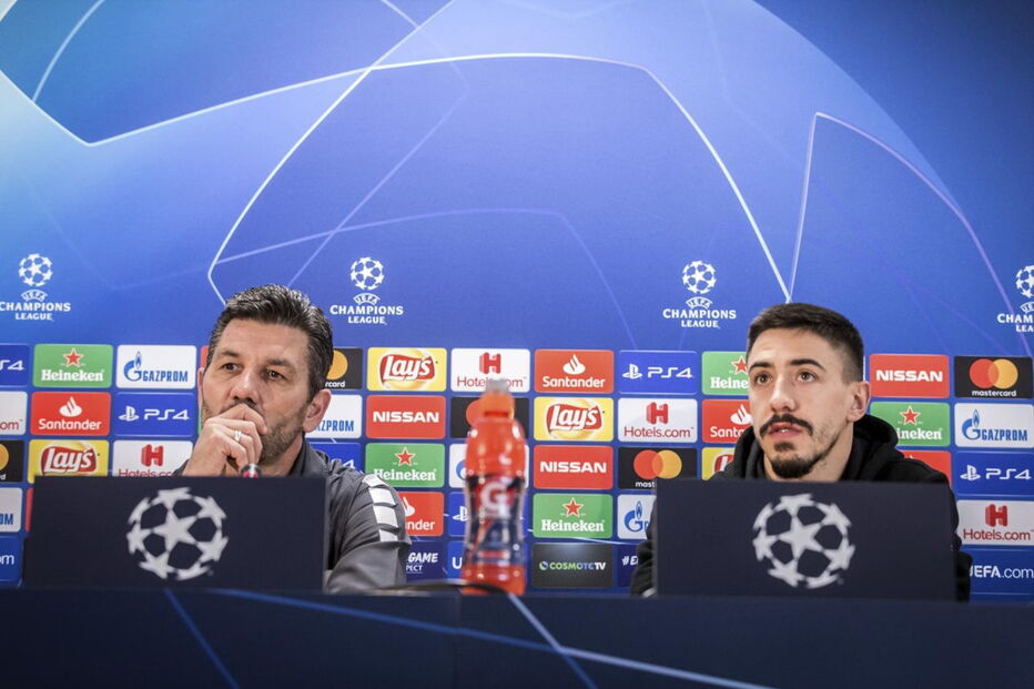 Treinador AEK Atenas