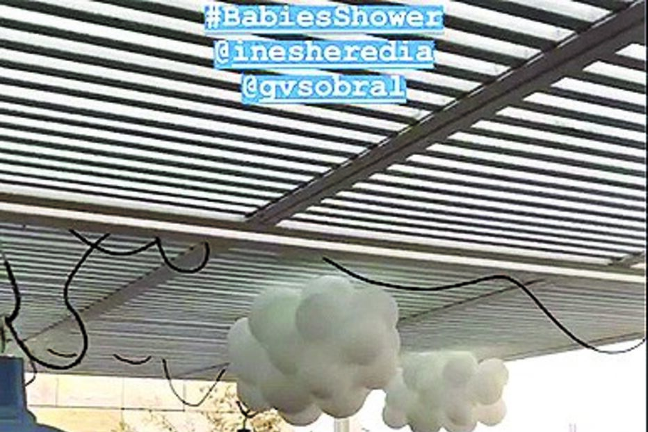 Gabriela Sobral e Inês Herédia juntam amigos em 'baby shower' de gémeos