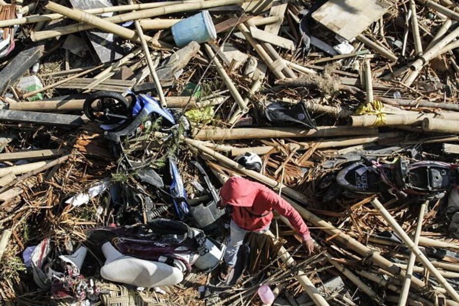 Imagens de satélite mostram caos e destruição provocados por sismo na Indonésia