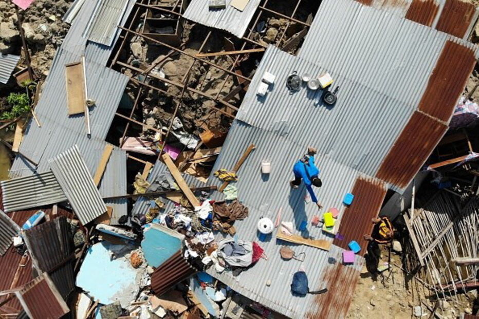 Imagens de satélite mostram caos e destruição provocados por sismo na Indonésia