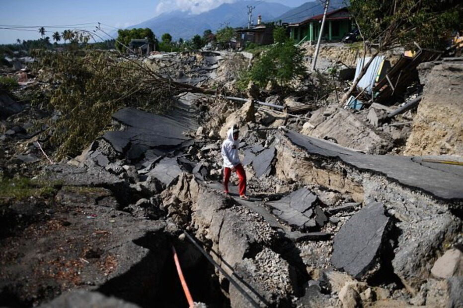 Imagens de satélite mostram caos e destruição provocados por sismo na Indonésia
