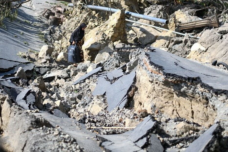 Imagens de satélite mostram caos e destruição provocados por sismo na Indonésia