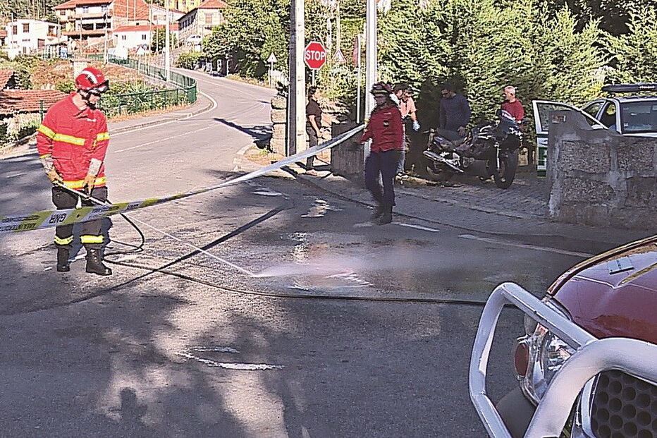 Despiste fatal aconteceu ao início da manhã desta terça-feira, junto ao café Sol Poente, em Parada de Todeia