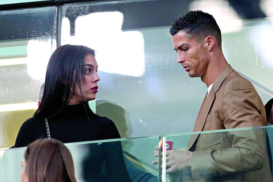 Cristiano Ronaldo, Georgina, assistem, jogo, turim, champions