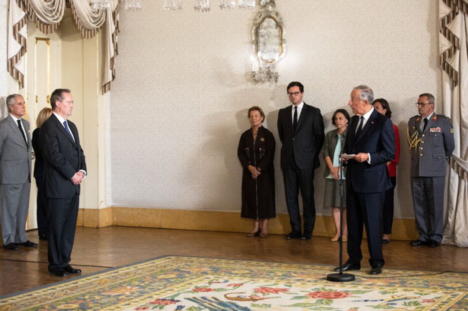 Marcelo condecorou o juiz António Henriques Gaspar