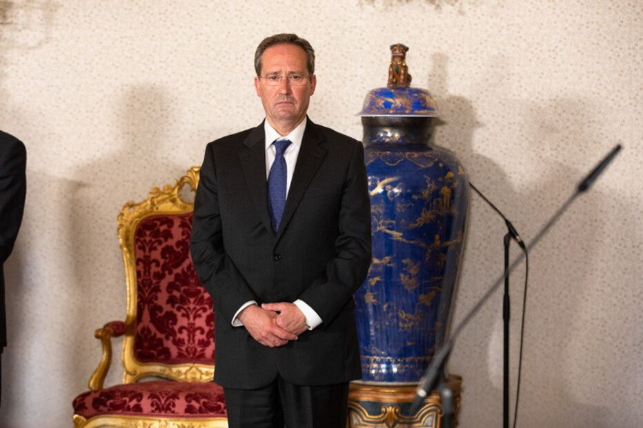 Marcelo condecorou o juiz António Henriques Gaspar