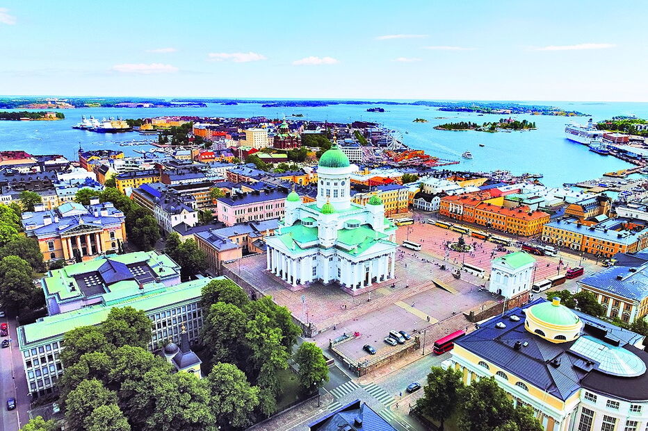 Catedral de Helsínquia, no ponto mais alto da Praça do Senado
