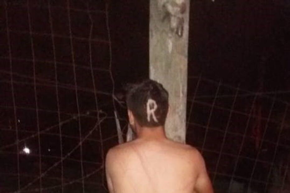 Ladrões deixados nus e atados a postes em cidade mexicana