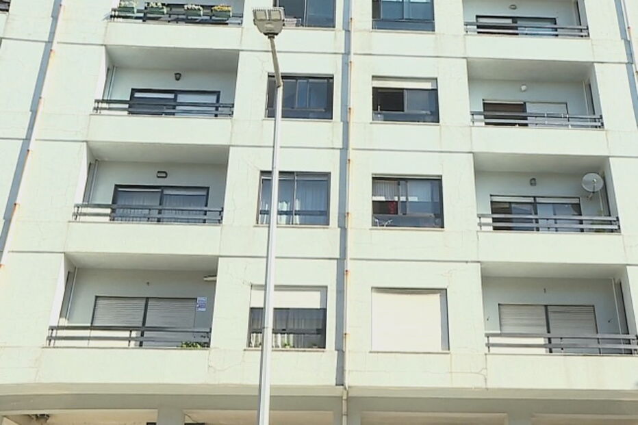 Fogo em apartamento do Porto